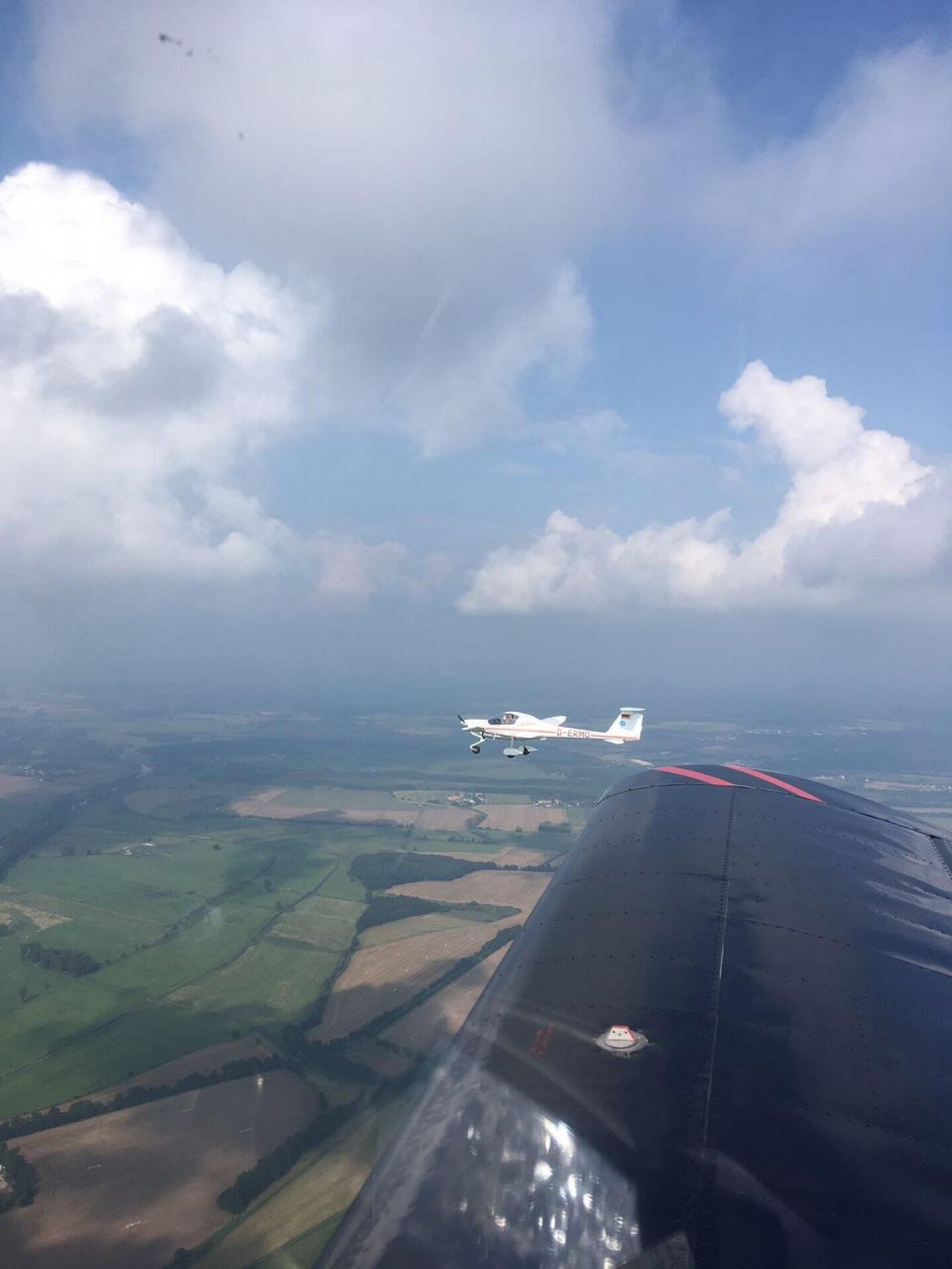 Über den Wolken.....Sehnsucht nach der Freiheit des Fliegens