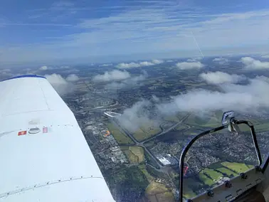 Scenic Coastal Loop Over Kent – Spot Your Home from the Sky!