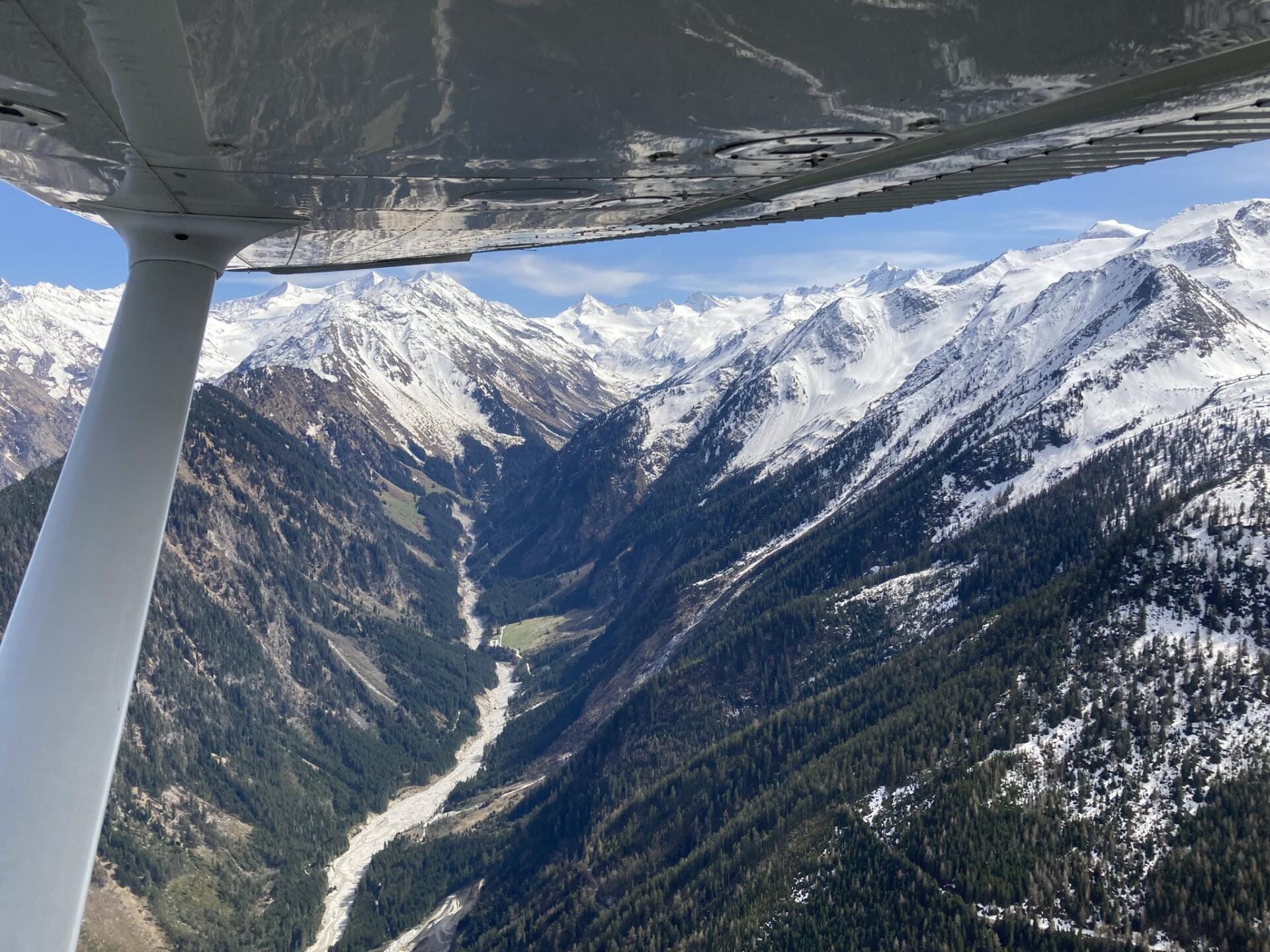 Rundflug ins Alpenpanorama