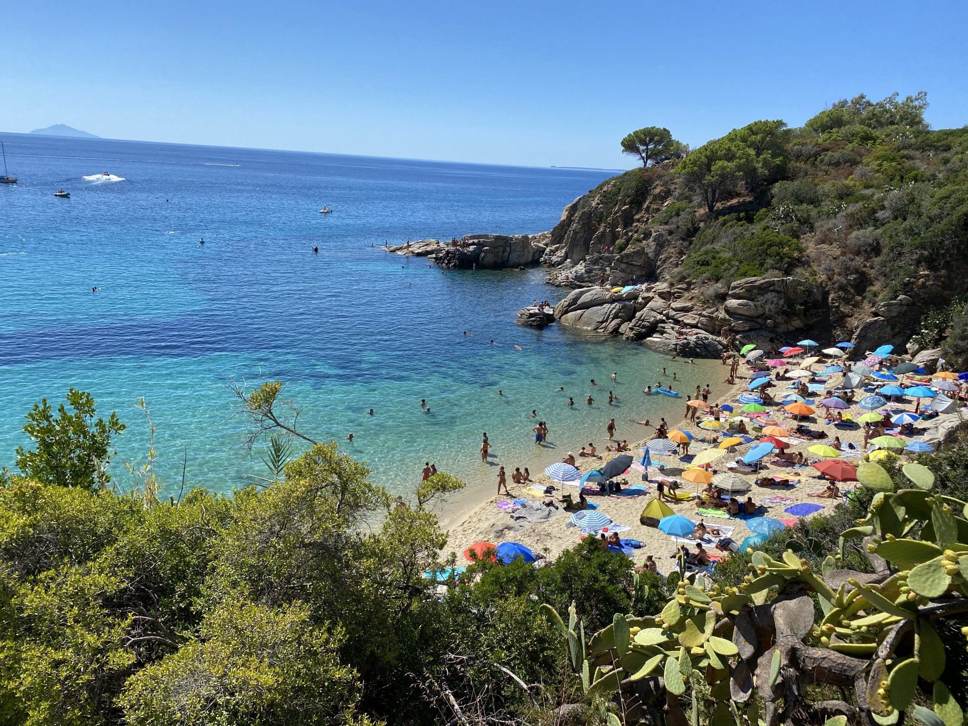 Rome to Elba Island and back Day Trip on Piper Arrow Turbo