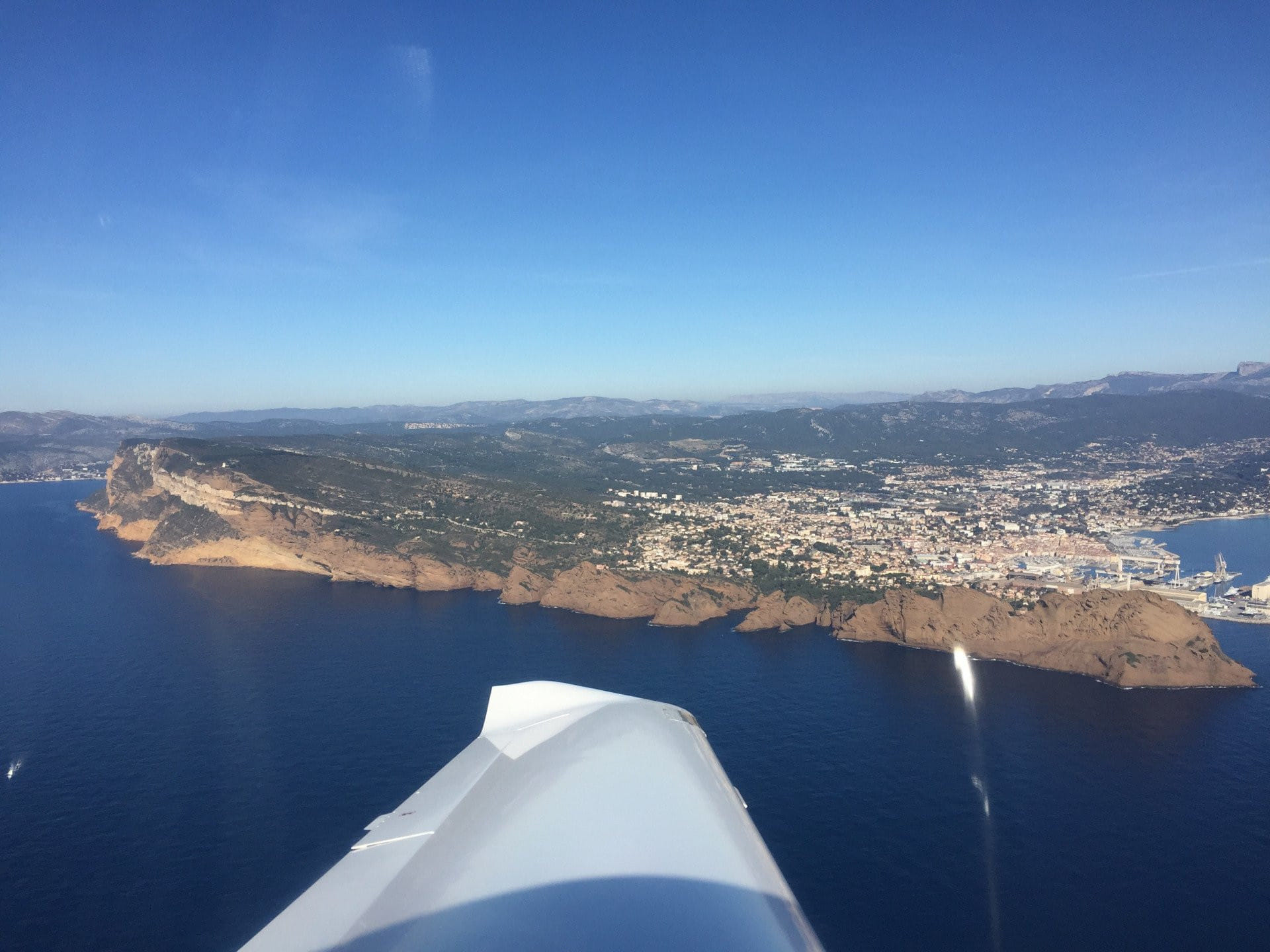 Le cap Canaille et La Ciotat