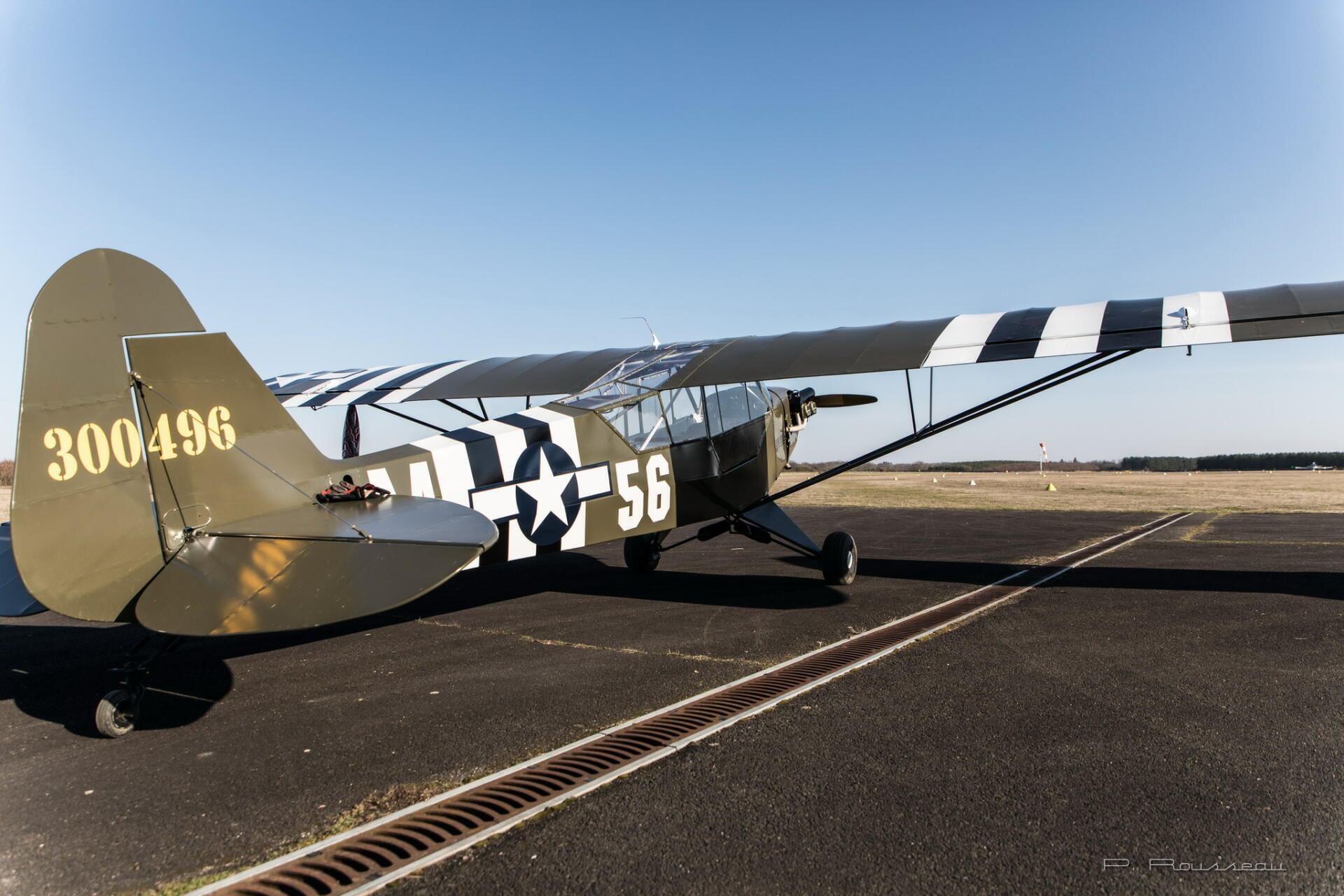 Piper L4 Grasshoppers