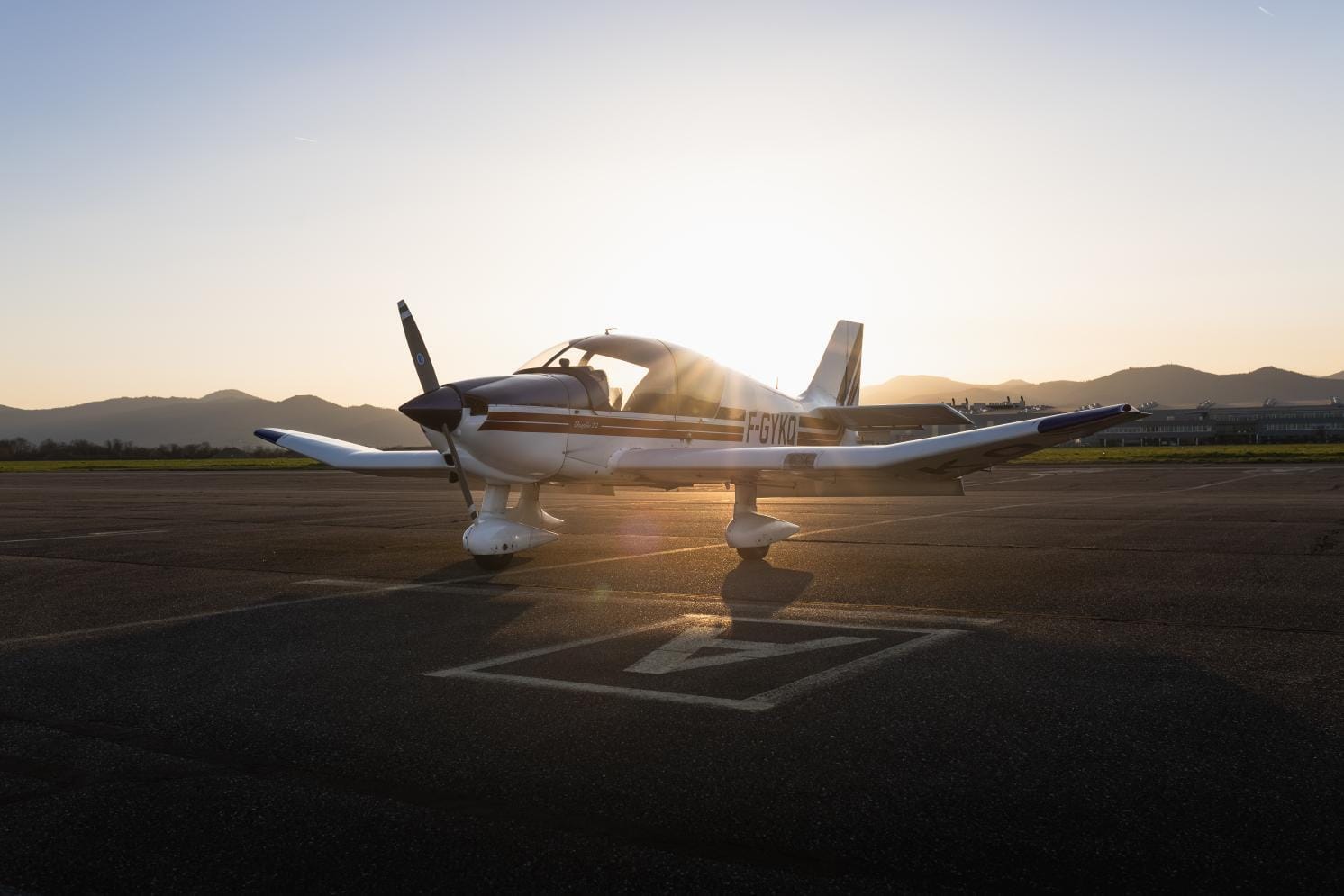 Robin DR400