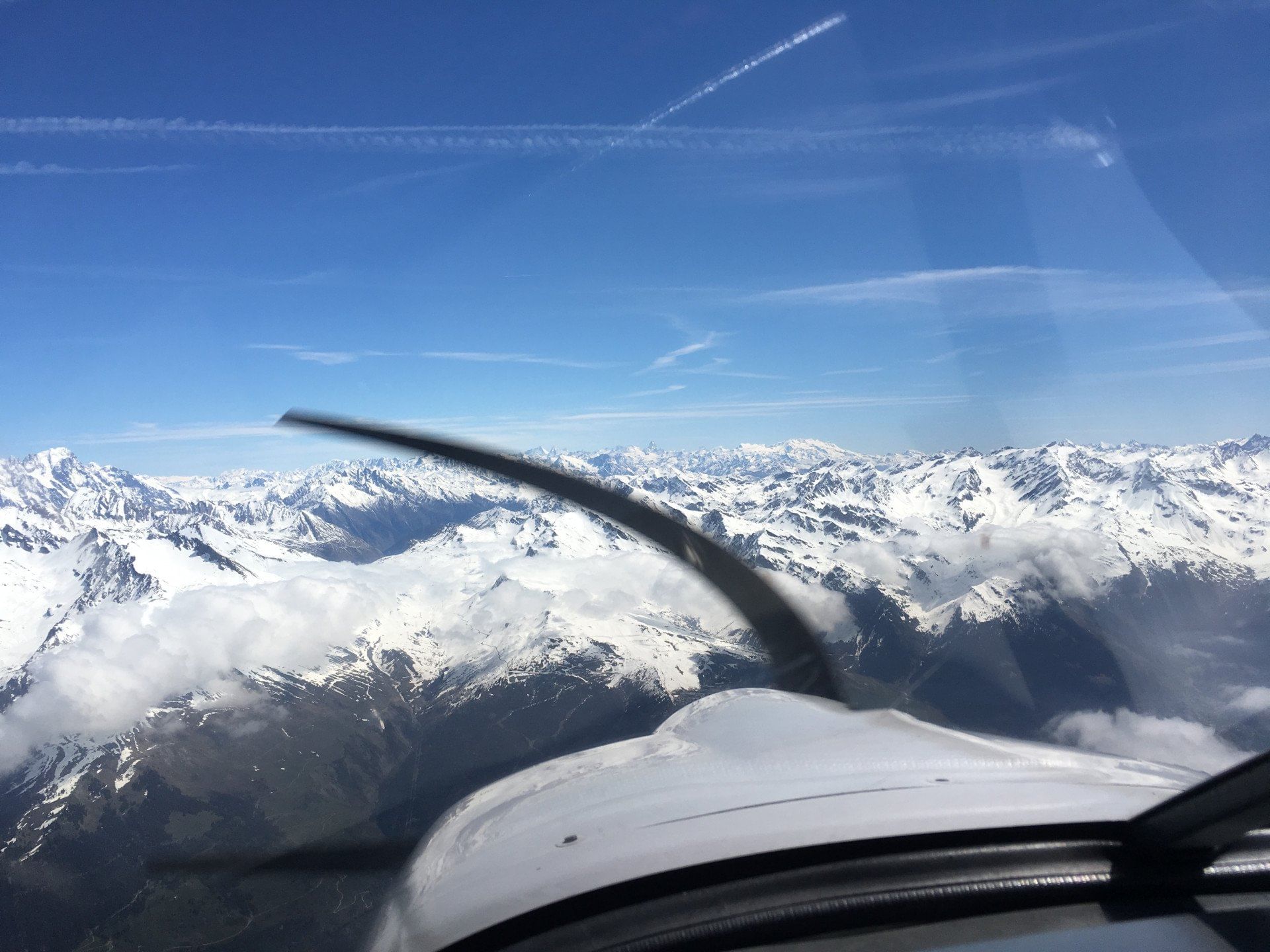 Excursion exceptionnelle : vol Mt Blanc + Mt Cervin (Italie)