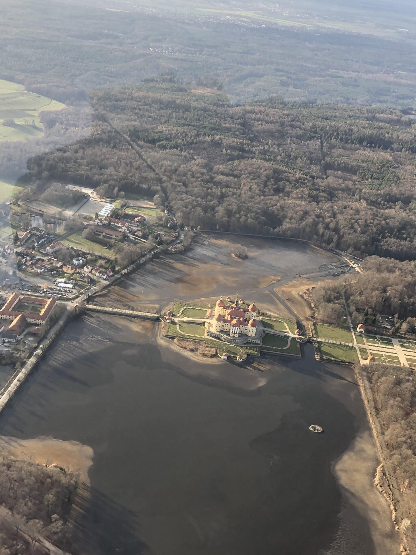 Flug nach Wunsch: Rundflug, Streckenflug oder Tagesausflug
