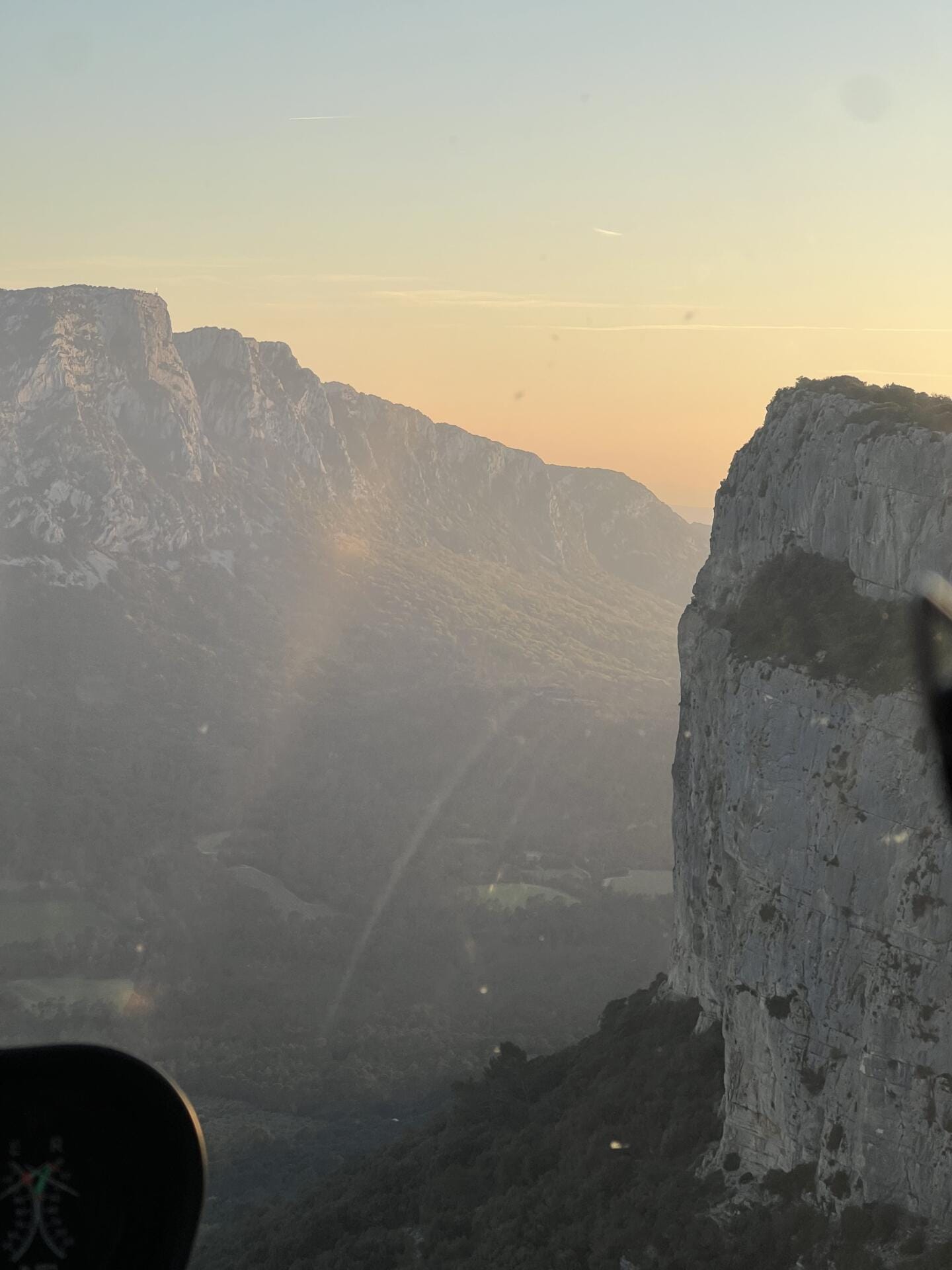 Tour du pic saint loup en hélicoptère