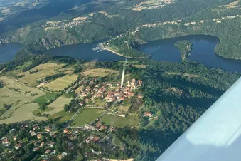 Découvrez Grangent, les Gorges de la Loire et Chambles !