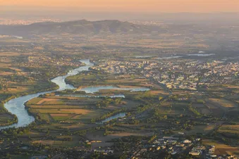 L' Est Lyonnais en Hélicoptère - 20 min