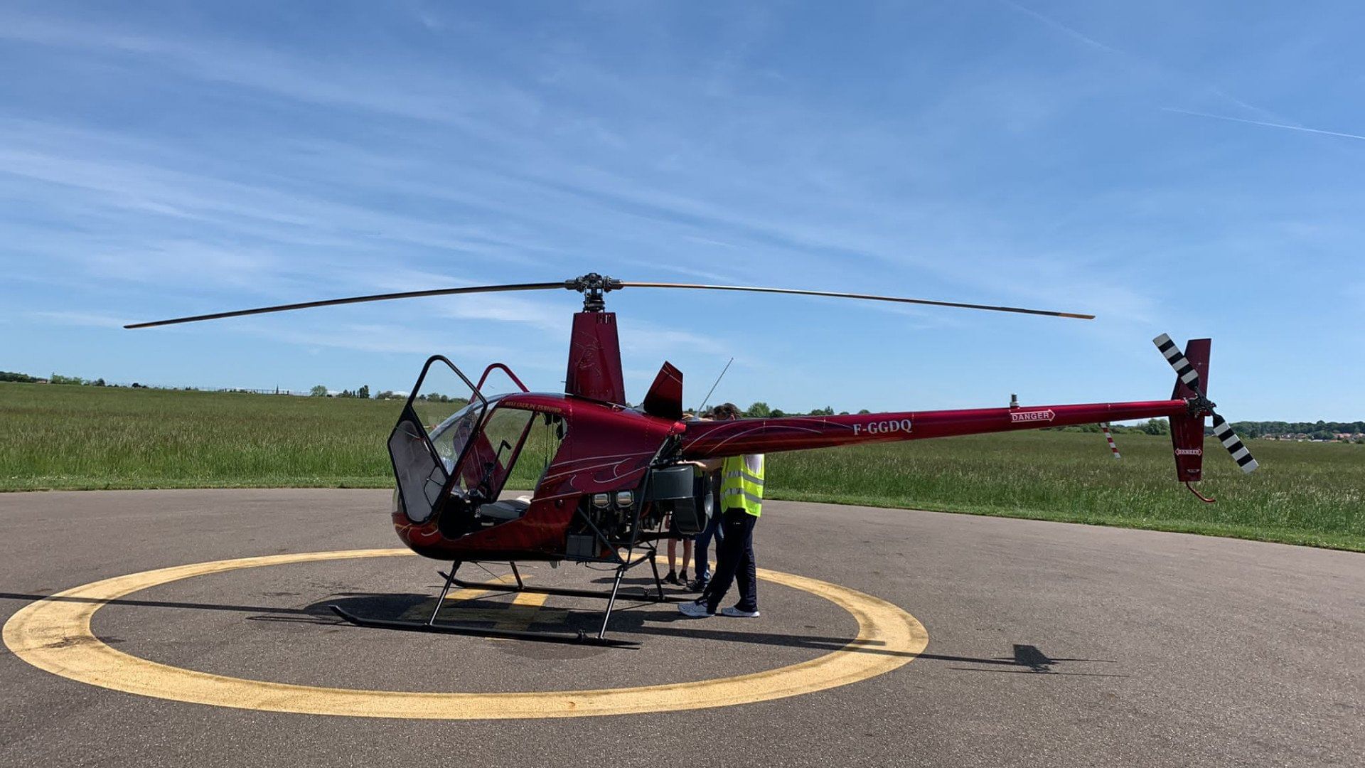 Robinson R22