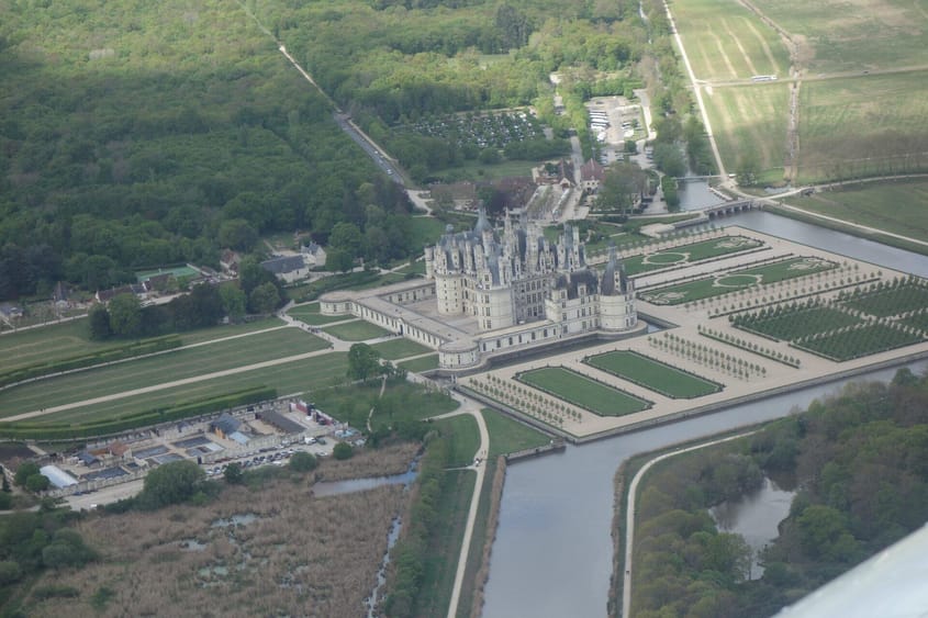 Vol : les Châteaux de la Loire depuis Le Mans pour 1 pas