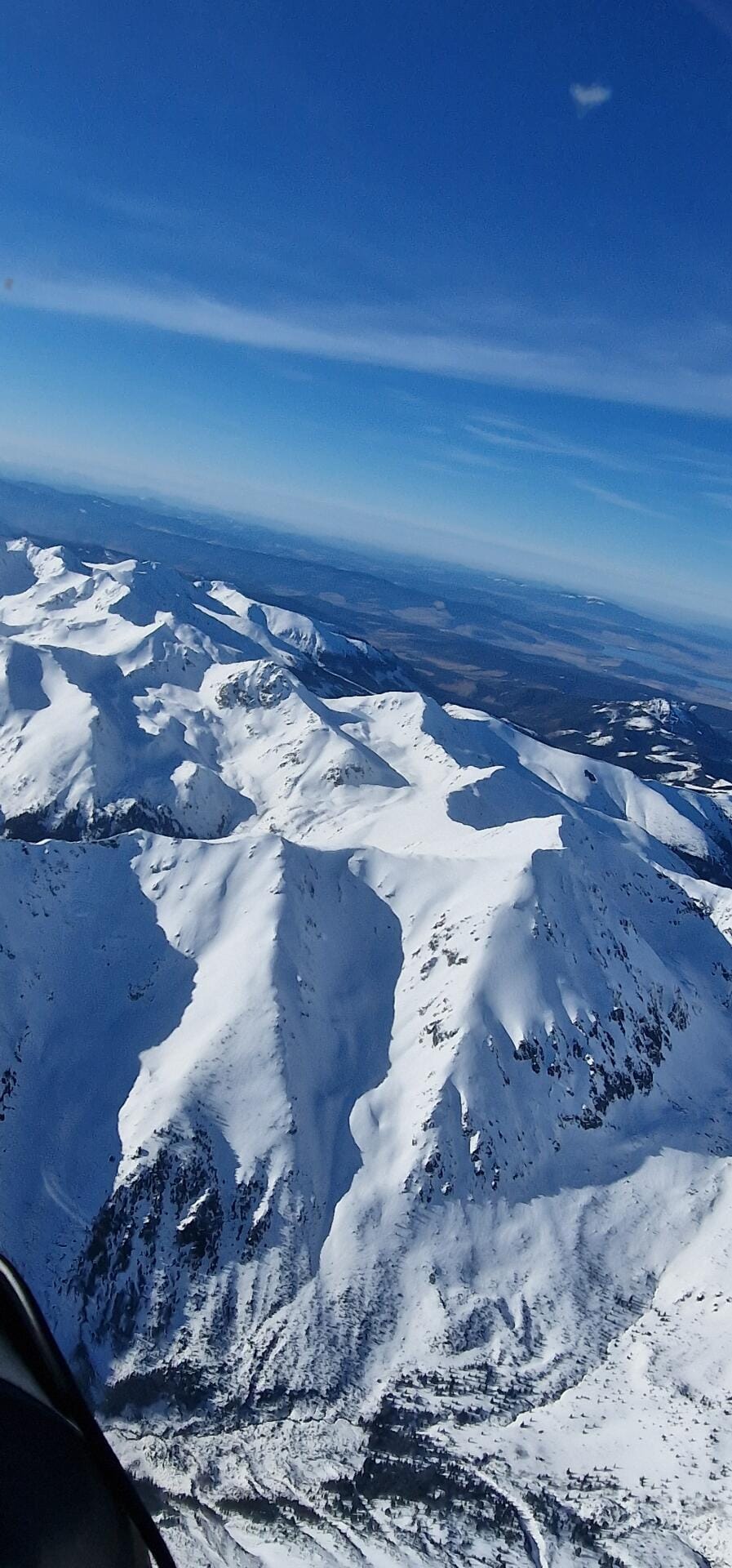 Unforgettable Scenic Flight Over Majestic Tatra Peaks