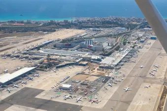 Midfieldcrossing Palma Airport (PMI)