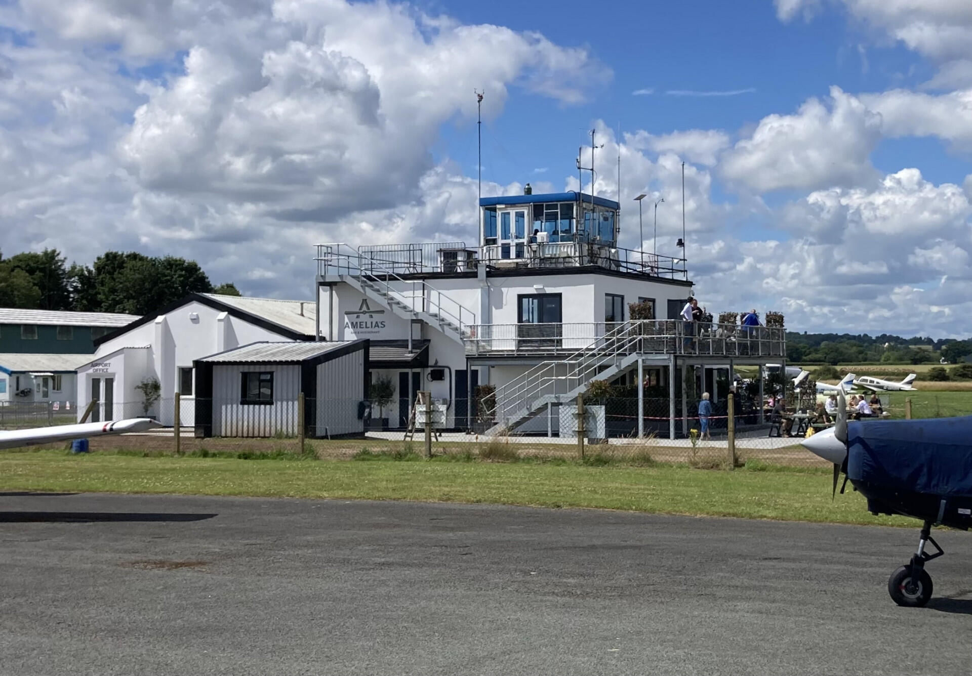 Scenic Flight to Halfpenny Green (Wolverhampton) Airport