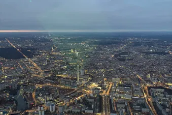 Hauptstadtrundflug über ganz Berlin und Umgebung