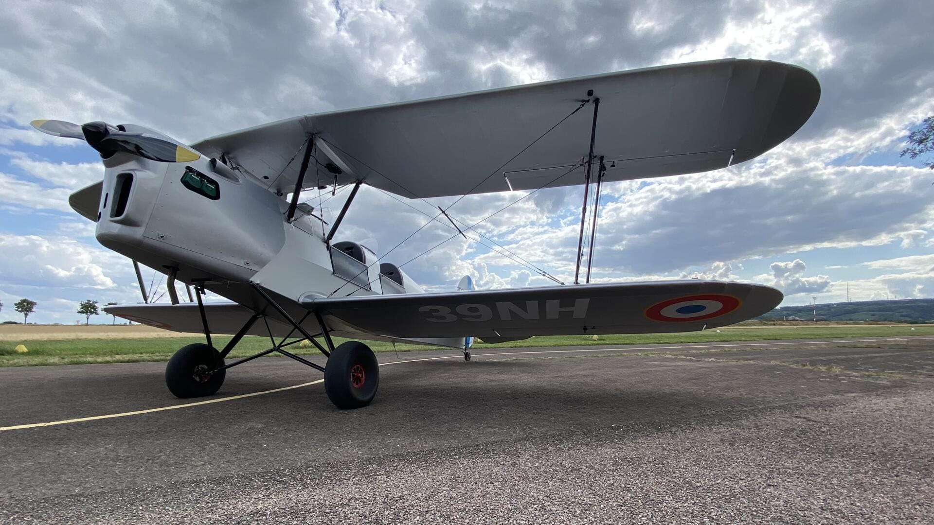 Stampe SV4 au sol