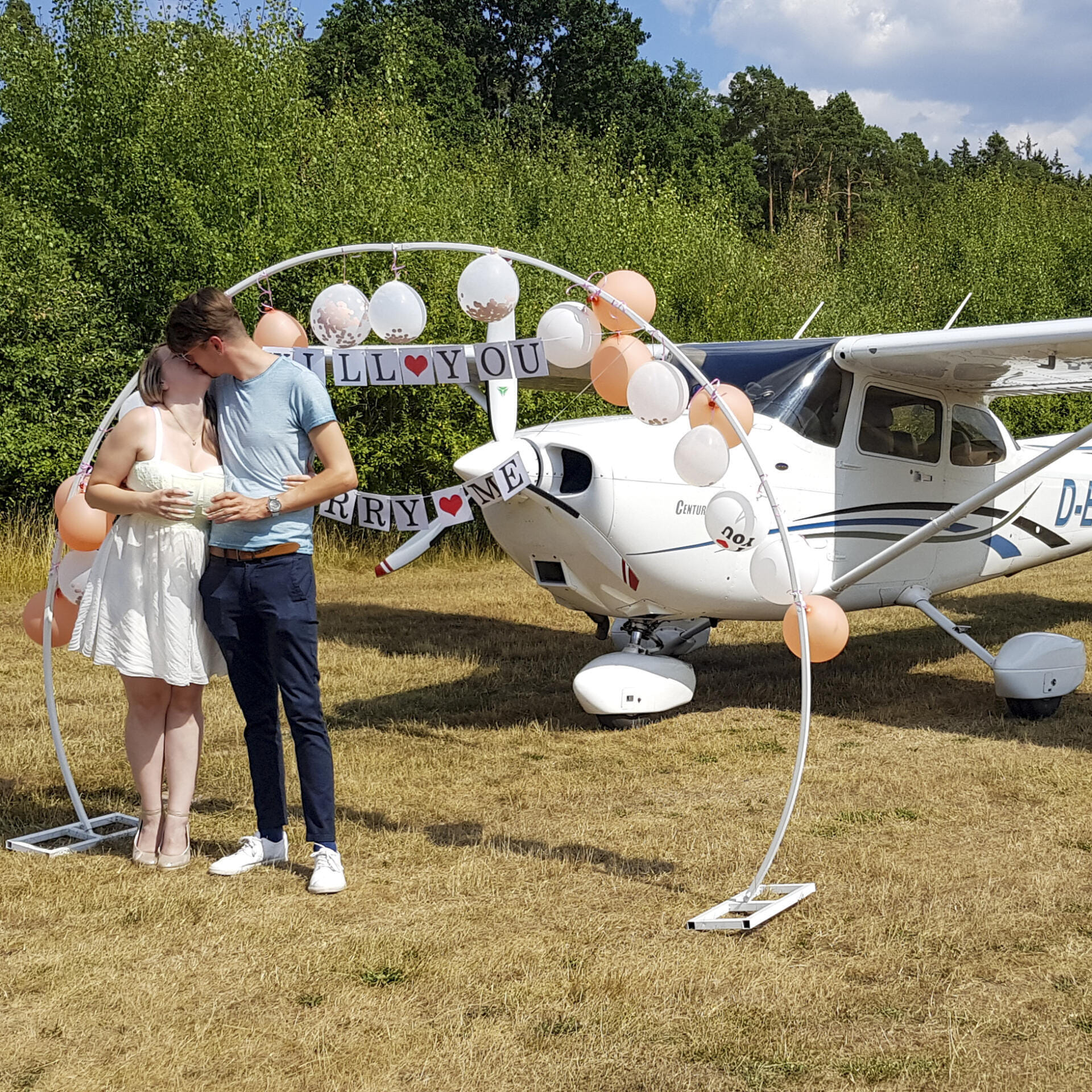 Marry Me! - der besondere Heiratsantrag im Flugzeug!