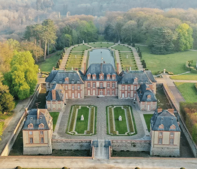 Chateau de Breteuil