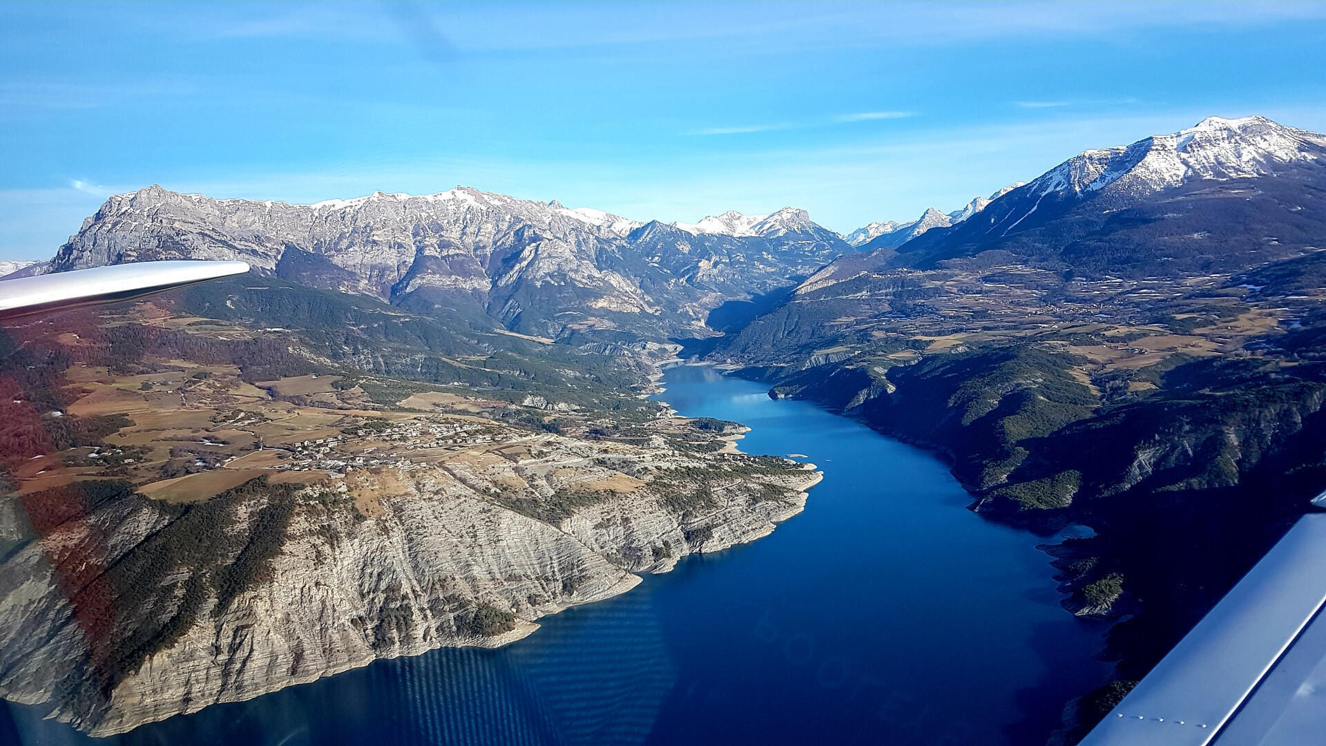Alpes du Sud, lac de Serre-Ponçon, via lac de Sainte-Croix
