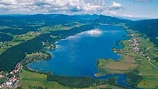 Les beautés de la chaîne du Jura et des lacs suisses romands