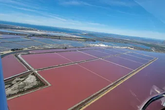 Balade Aérienne en Camargue : Entre Sables et Sels