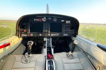 DA40 NG innen