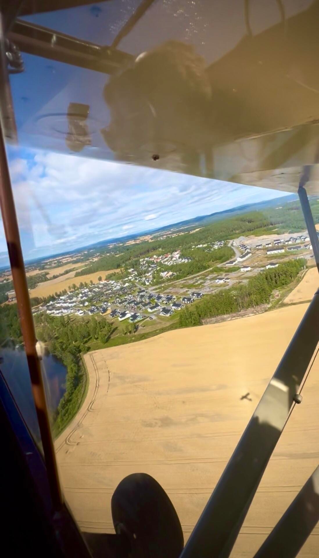 Departing from Maarud farm to the south
