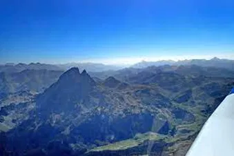 Balade au-dessus des pyrénéées depuis Bergerac