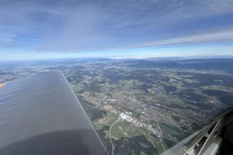 1 Stunde fliegen - Strecke nach Belieben