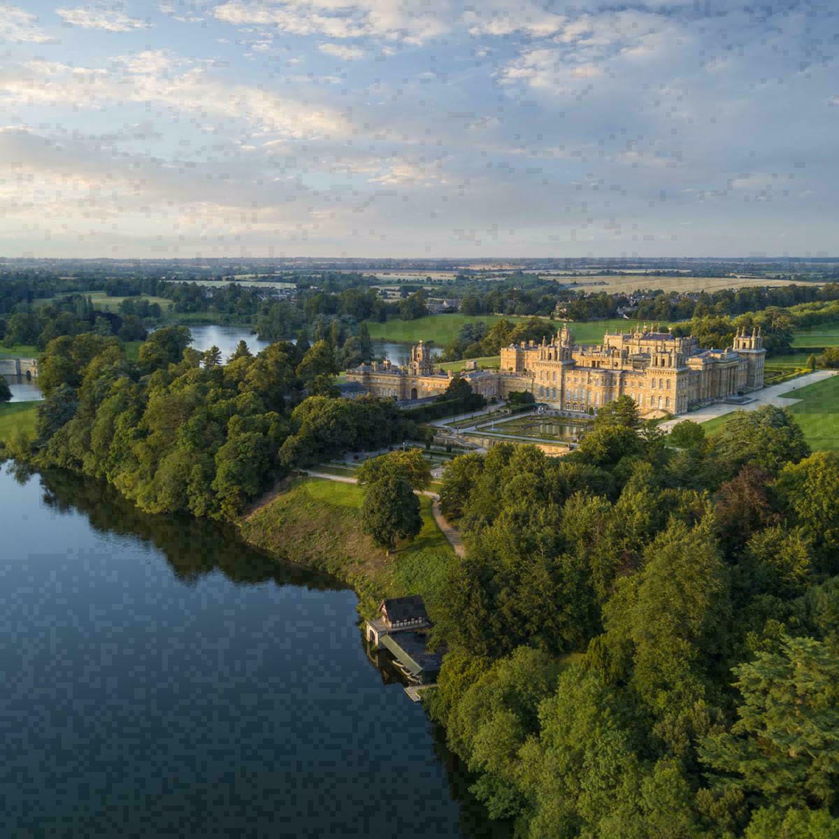 Oxford - opportunity to visit Blenheim Palace ✈️
