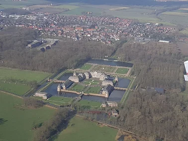 Münsterland-Wasserschlösser-Rundflug (für 1-3 Gäste)