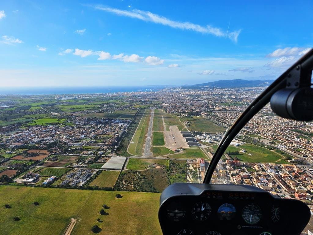 Helicopter Trial flight with views of Mallorca! (1h)