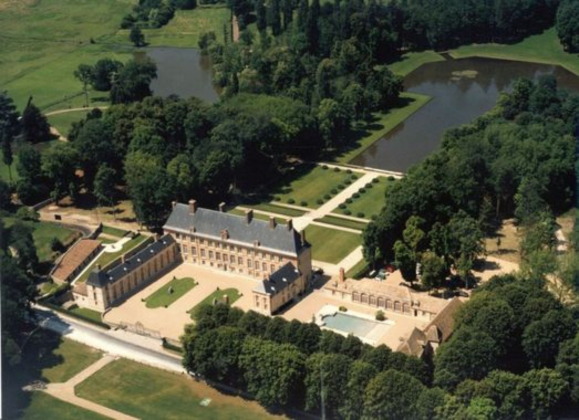 De château en château au Sud des Mureaux