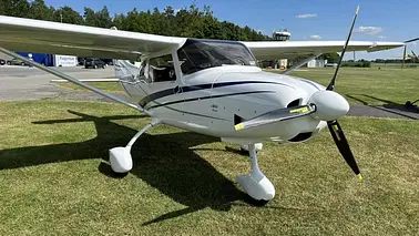 Schnupperflug in einem Sportflugzeug (60 min.)