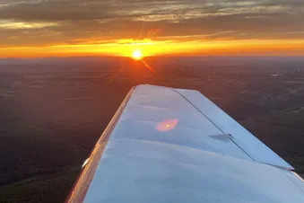 Nuits-Saint-Georges et Beaune vus du ciel