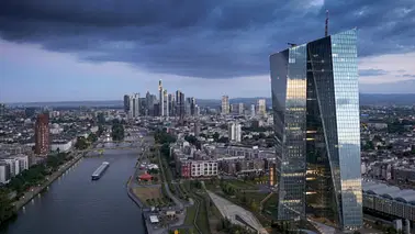 in 75 Minuten von Berlin  ins Rhein Main Gebiet ...