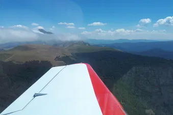 Einmalige Perspektive auf Gebirge