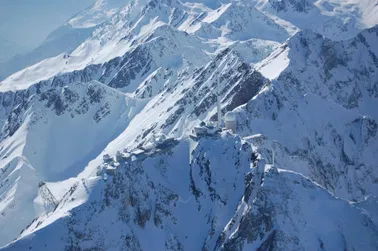 Survol ''élargi" du Pic du Midi en DR 400 (2 ou 3 passagers)