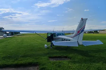 Survolez le château de Versailles
