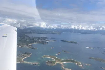 Survol de la côte Nord et retour par la Pointe Saint Mathieu