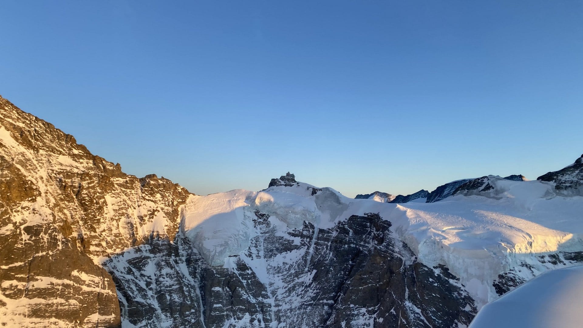 Rundflug zum Matterhorn