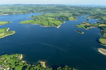 Vol au-dessus du Viaduc de Millau et des Gorges du Tarn