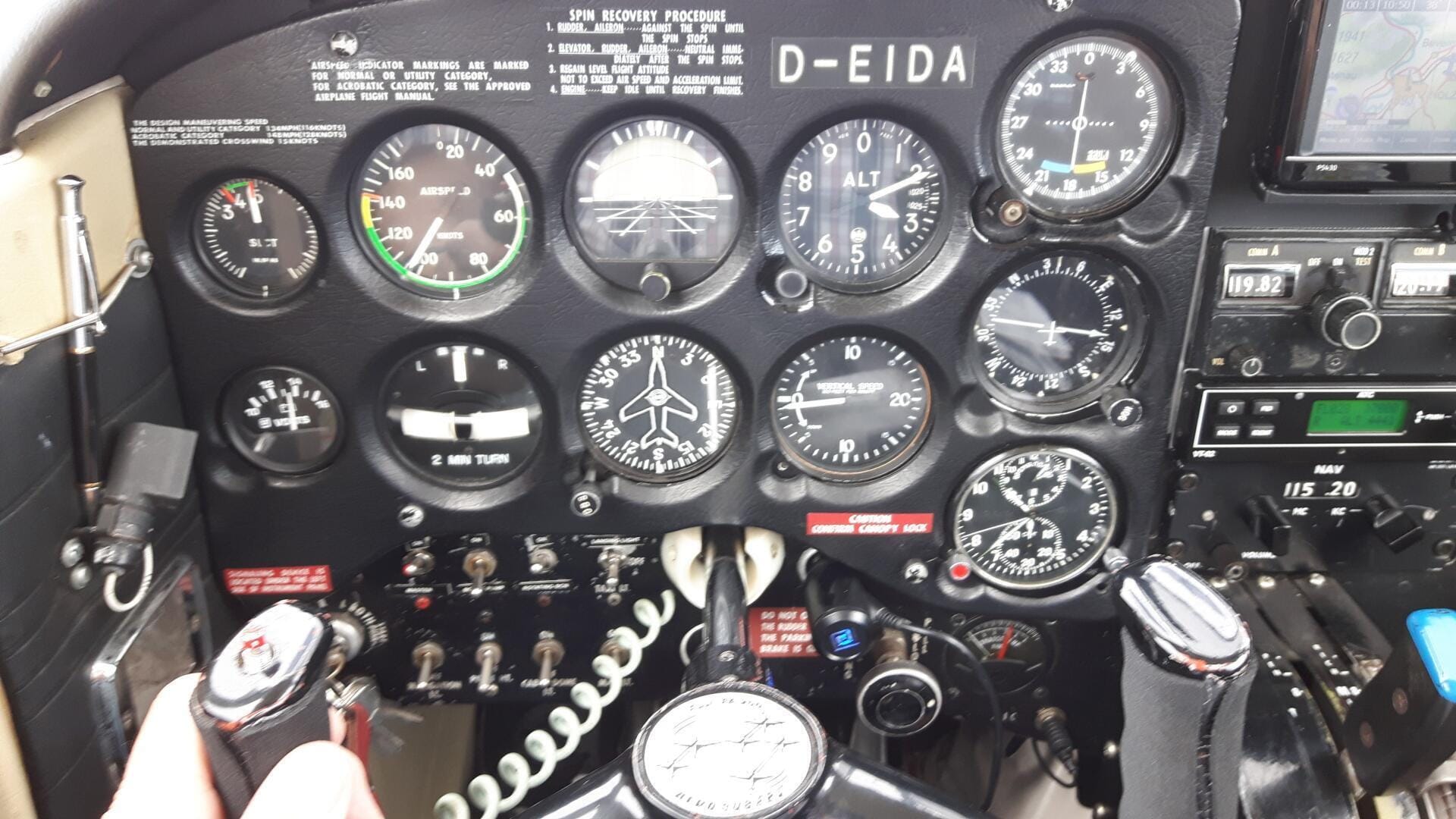 Rundflug zum Schloß Marienburg