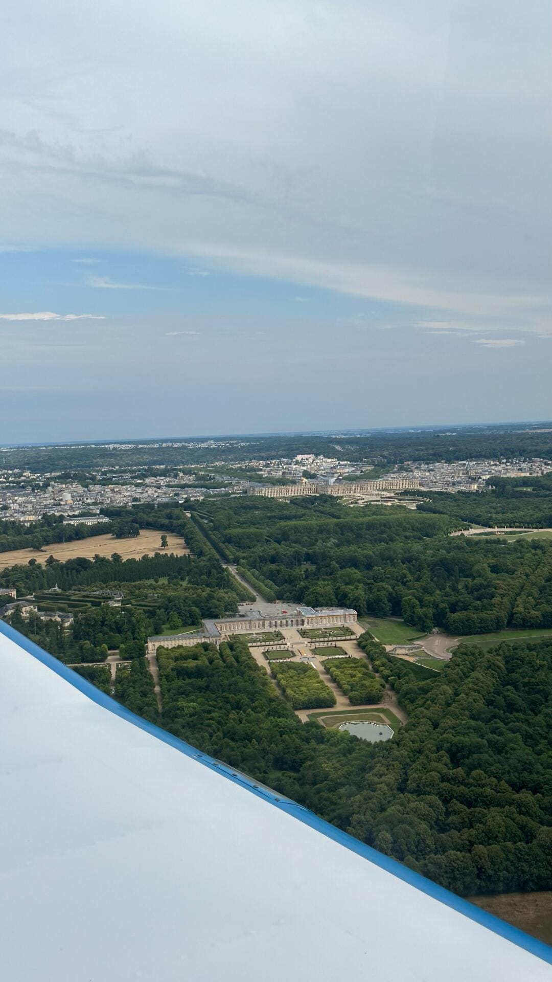 Paris en avion – Atterrissage à Toussus-le-Noble ✈️