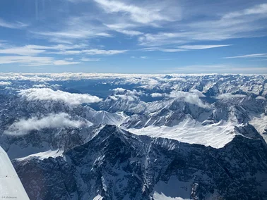 Alpenrundflug über die Zugspitze und das Karwendelgebirge