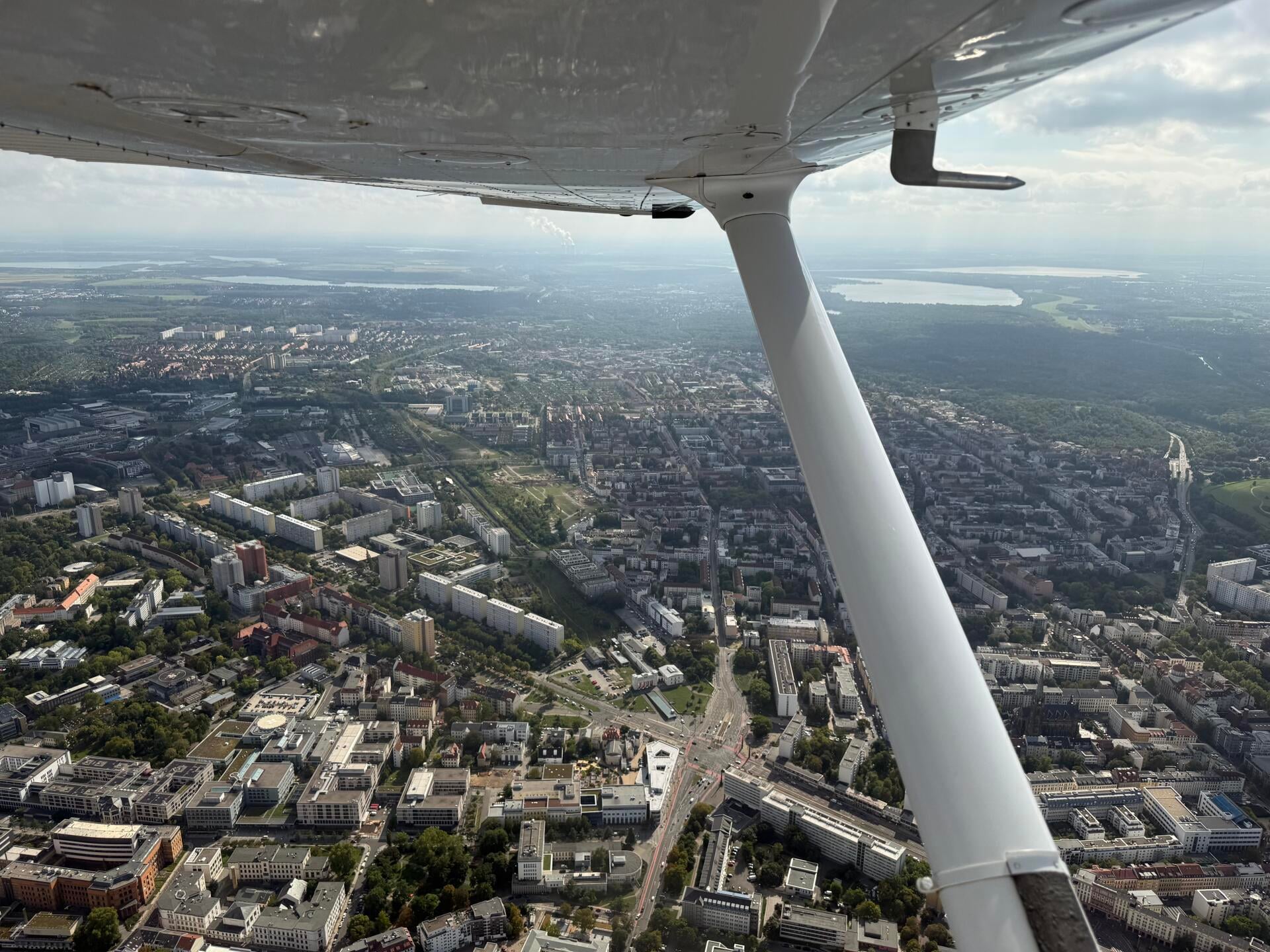 Rundflug über Leipzig und Halle ab Halle-Oppin