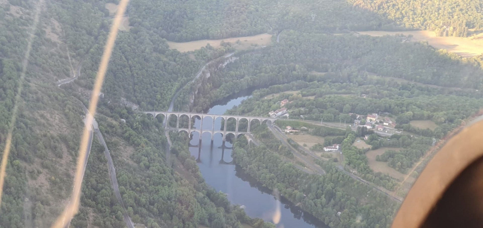 Balade aérienne : flirt avec le Jura et la Savoie