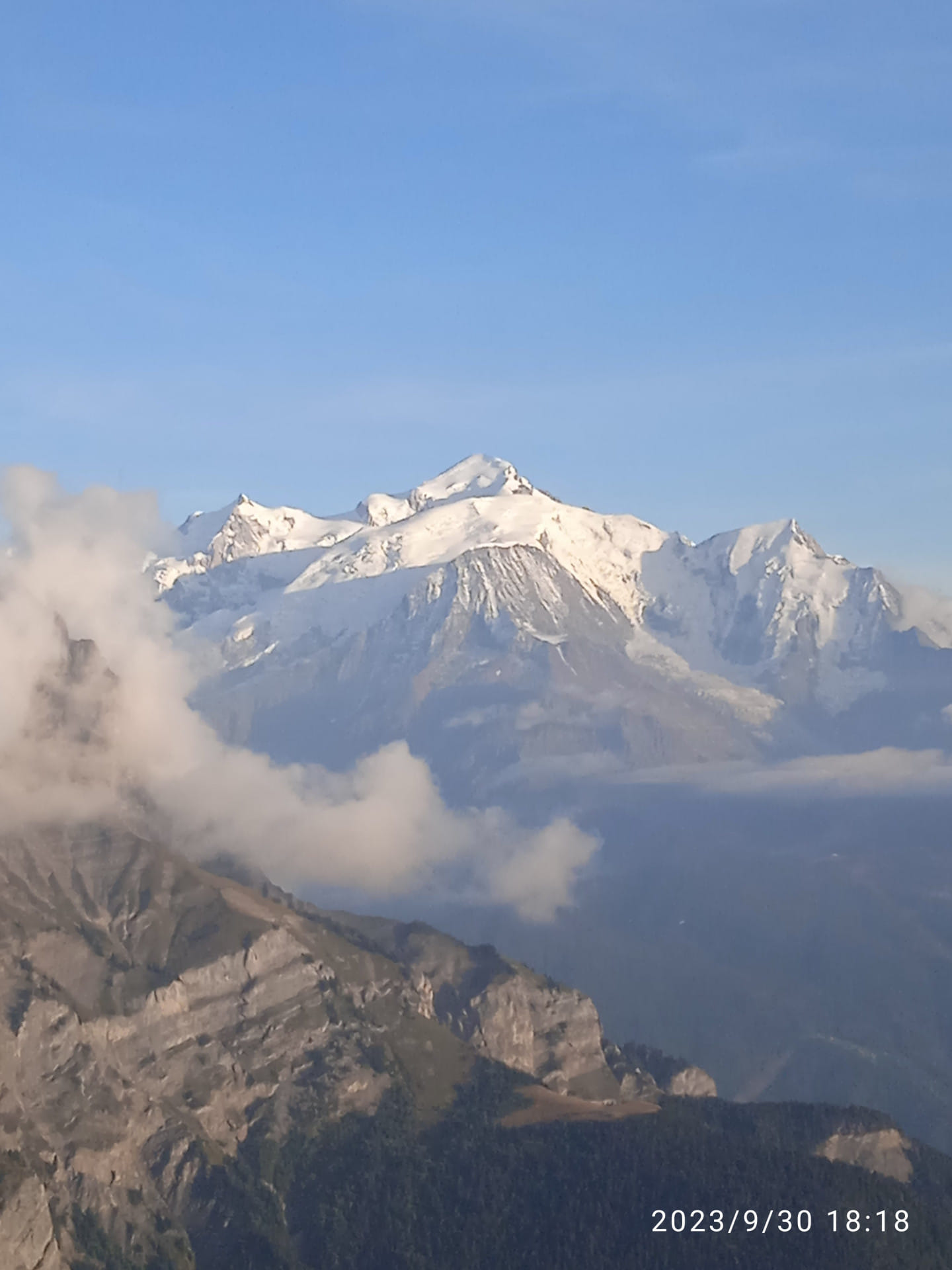 Vol, Mont-Blanc et tour du Léman
