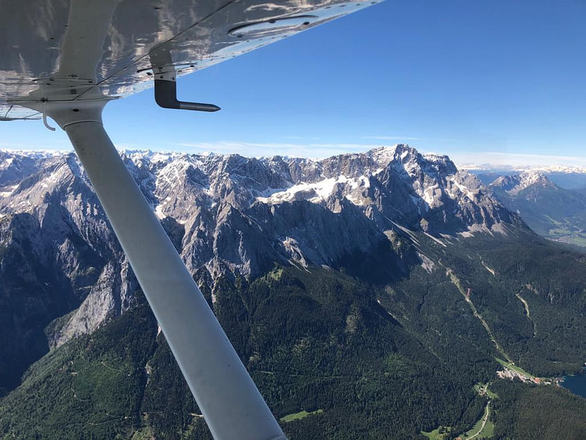 Zugspitze, Schlösser, Seen