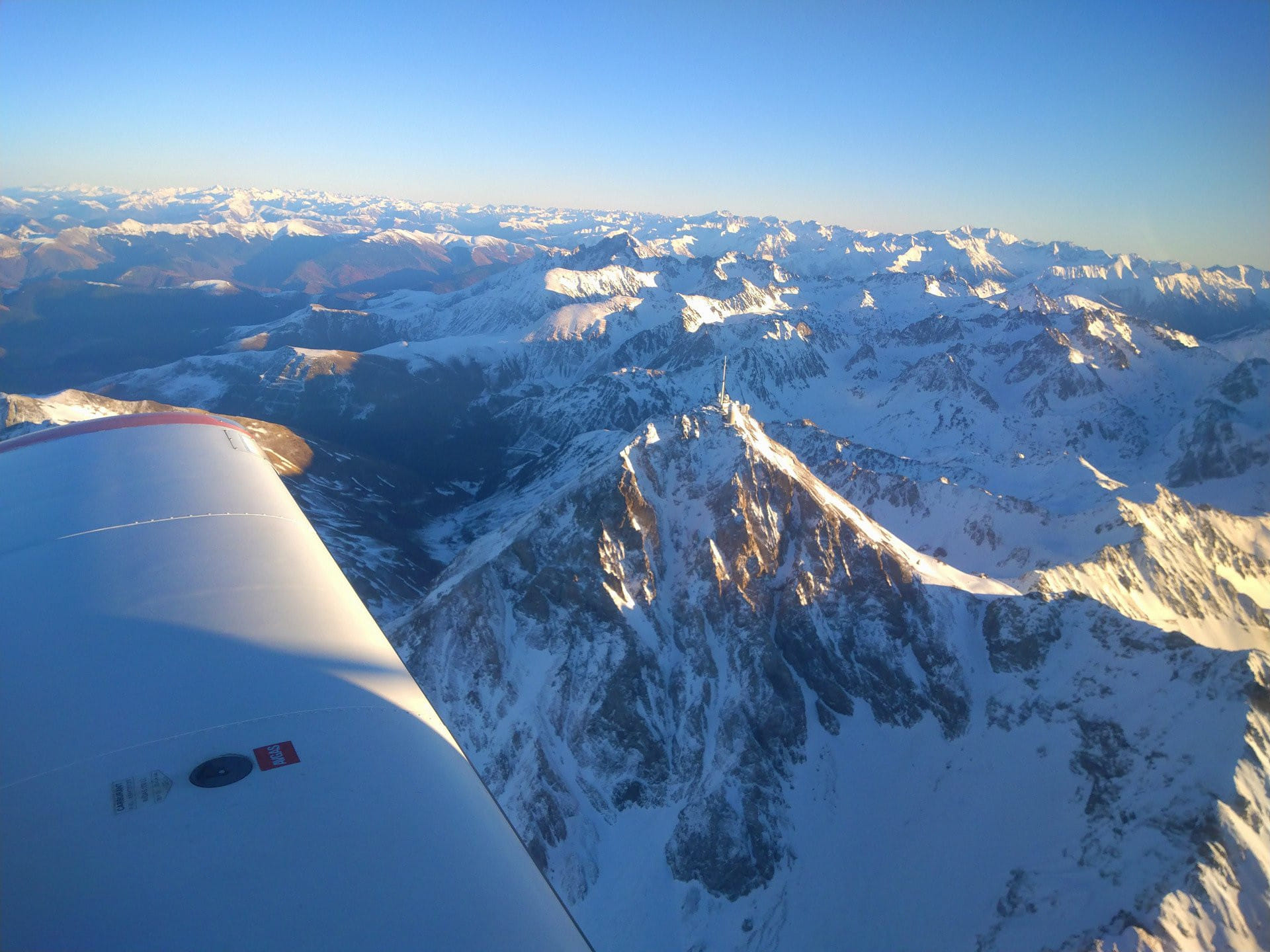 Balade aérienne vers le pic du midi de Bigorre depuis Muret