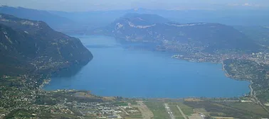 Le lac du bourget vu du ciel